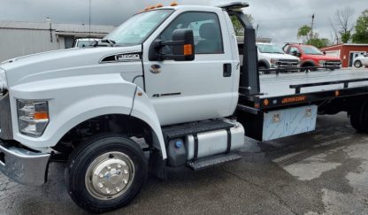 2021 Ford F650 Rollback - Image 4