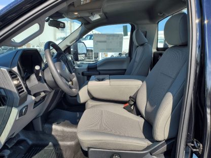2021 Ford F550 7.3L Gas Jerr-Dan Rollback - Image 4