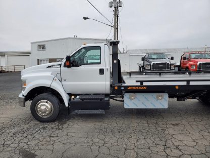 2021 Ford F650 Regular Cab Rollback - Image 4