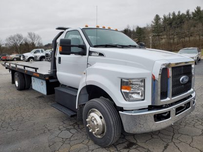 2021 Ford F650 Regular Cab Rollback - Image 10