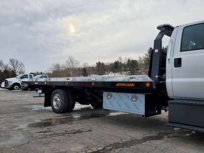 2021 Ford F650 Standard Cab Jerr-Dan Rollback - Image 4