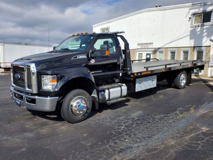 2021 Ford F650 Standard Cab Jerr-Dan Rollback - Image 2