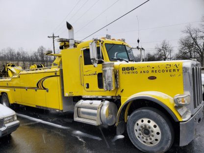 2009 Peterbilt 388 Heavy Wrecker - Image 8
