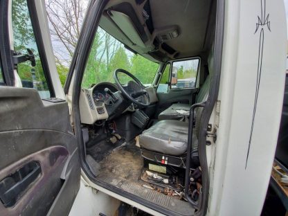 2011 International 4300 - Image 6