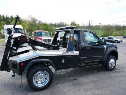 2021 Ford F550 Jerr-Dan Wrecker - Image 3