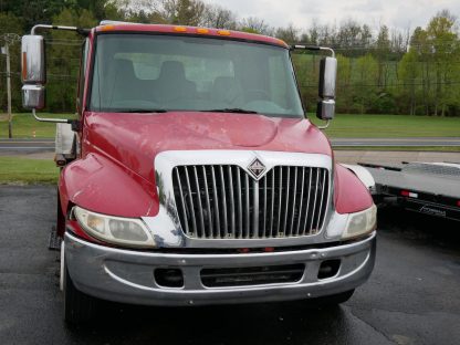 2006 International 4300 - Image 2