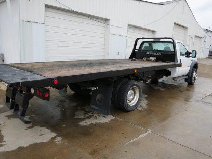 2005 Ford F550 Super Duty - Image 7