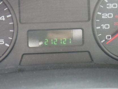 2005 Ford F550 Super Duty - Image 3