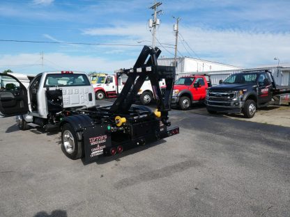 2021 Chevrolet 5500 36" Hooklift - Image 18