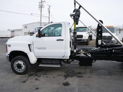2022 Chevrolet 6500 4x4 - Stellar Slider 20s Hooklift - **SOLD** - Image 7